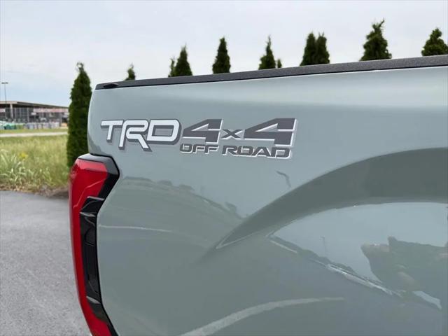 2026 Toyota Tundra SR5 CrewMax 5.5' Bed