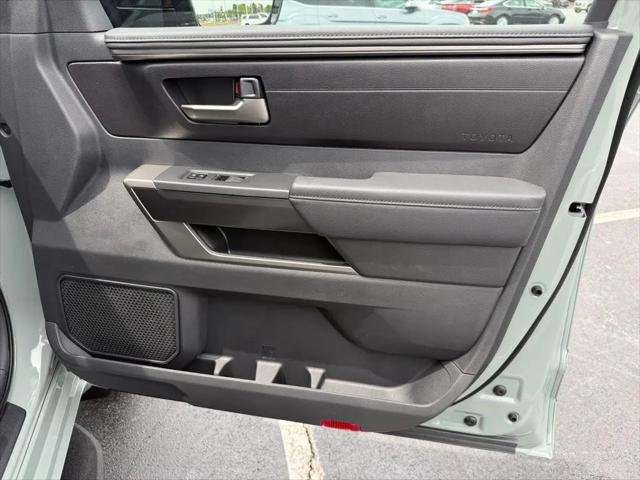 2026 Toyota Tundra SR5 CrewMax 5.5' Bed