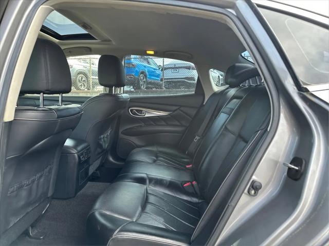 2012 INFINITI M35h M35H