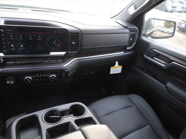 2024 GMC Sierra 1500 4WD Crew Cab Short Box SLT