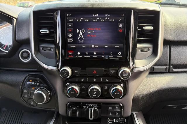 2021 Ram 1500 Big Horn Crew Cab 4x4 5'7" Box