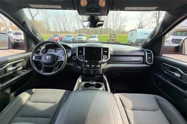 2021 Ram 1500 Big Horn Crew Cab 4x4 5'7" Box