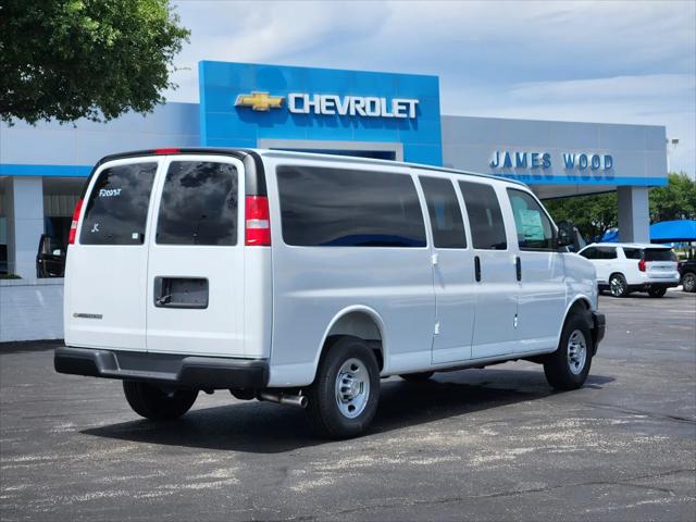 2026 Chevrolet Express Passenger 3500 Extended Wheelbase, LS, RWD