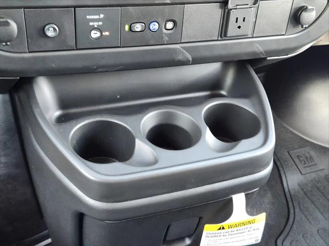 2026 Chevrolet Express Passenger 3500 Extended Wheelbase, LS, RWD