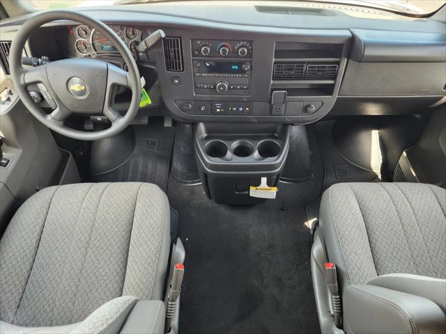 2026 Chevrolet Express Passenger 3500 Extended Wheelbase, LS, RWD