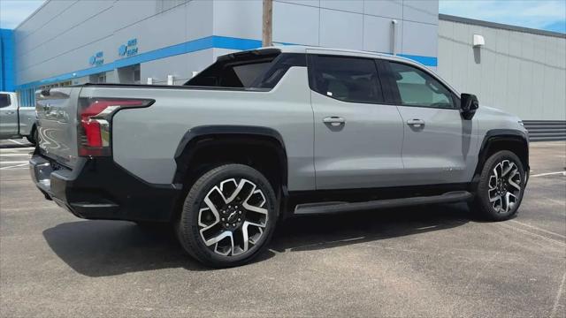 2025 Chevrolet Silverado EV RST