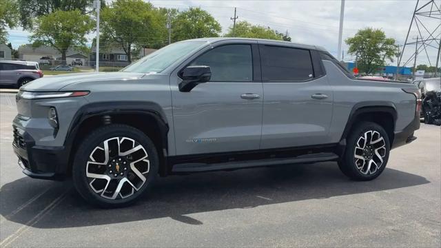 2025 Chevrolet Silverado EV RST
