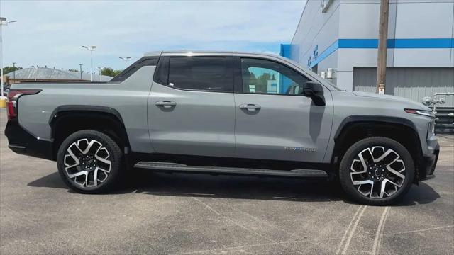 2025 Chevrolet Silverado EV RST
