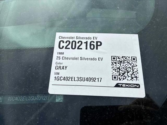 2025 Chevrolet Silverado EV RST