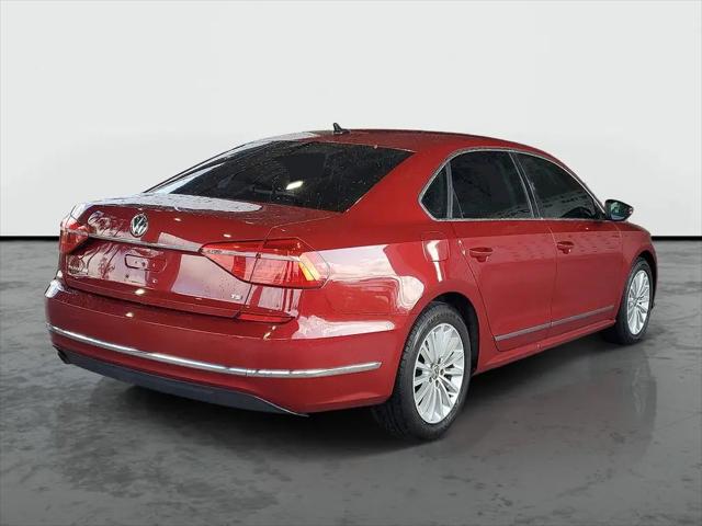 2016 Volkswagen Passat 1.8T SE