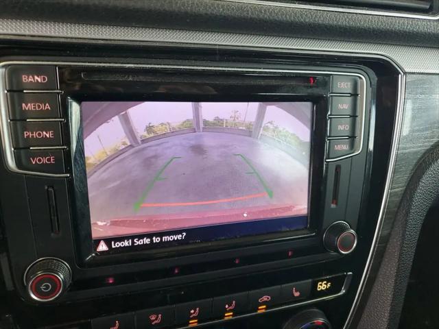 2016 Volkswagen Passat 1.8T SE