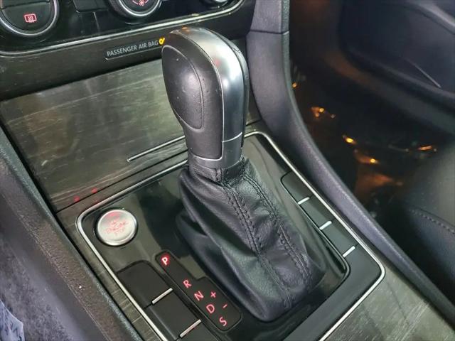 2016 Volkswagen Passat 1.8T SE