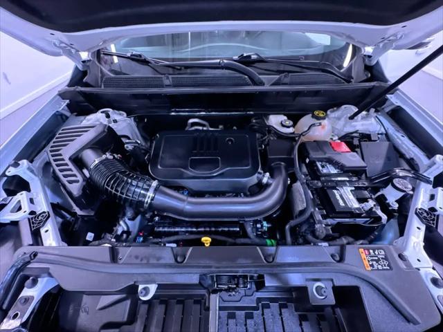 2023 GMC Acadia FWD SLT
