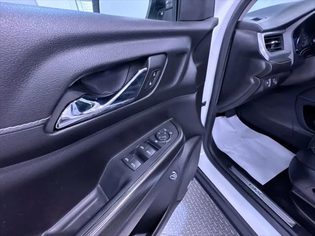 2023 GMC Acadia FWD SLT