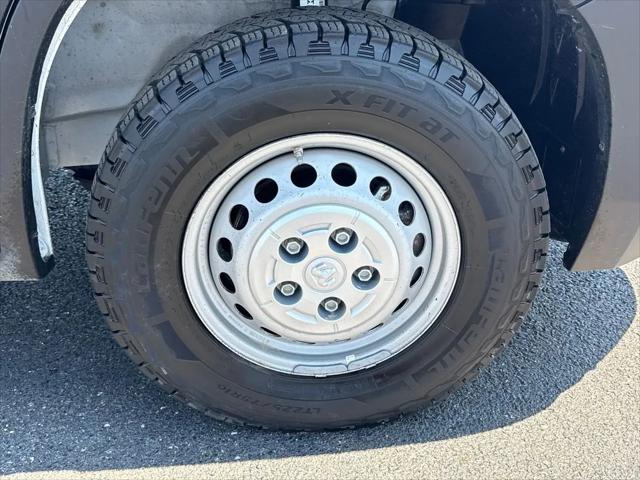 2024 Ram ProMaster 2500 Cargo Van Tradesman High Roof 136" WB w/Pass Seat