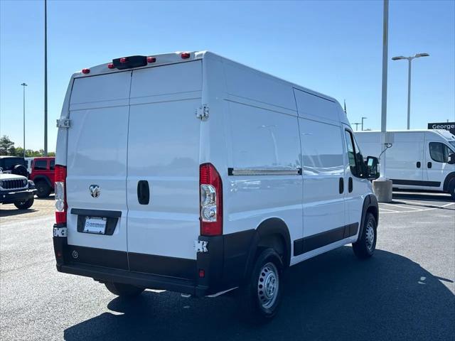 2024 Ram ProMaster 2500 Cargo Van Tradesman High Roof 136" WB w/Pass Seat