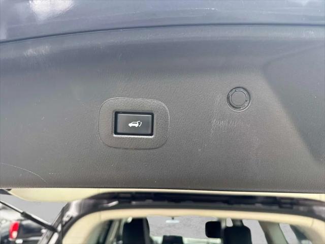 2022 INFINITI QX80 LUXE AWD
