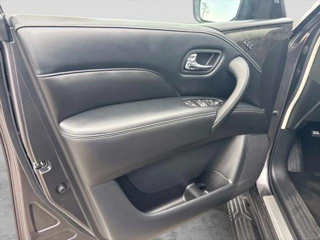 2022 INFINITI QX80 LUXE AWD