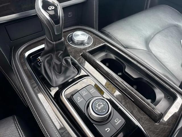 2022 INFINITI QX80 LUXE AWD