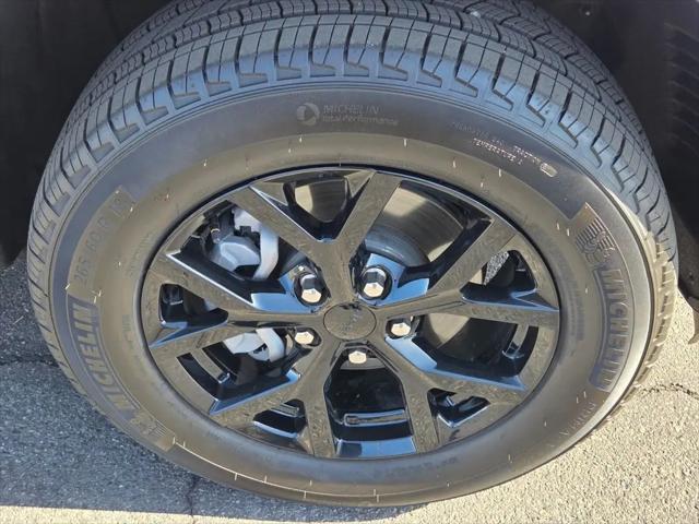 2025 Jeep Grand Cherokee Altitude X 4x2
