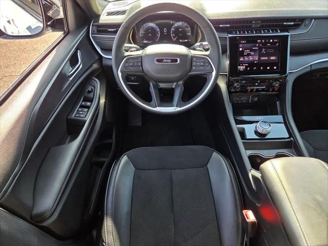 2025 Jeep Grand Cherokee Altitude X 4x2