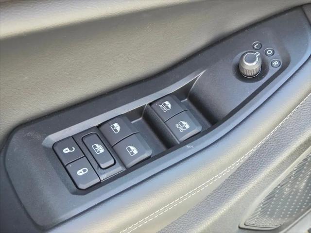 2025 Jeep Grand Cherokee Altitude X 4x2