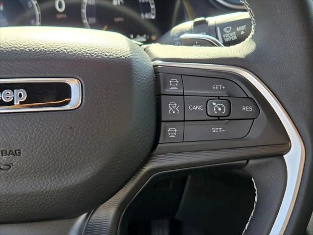 2025 Jeep Grand Cherokee Altitude X 4x2