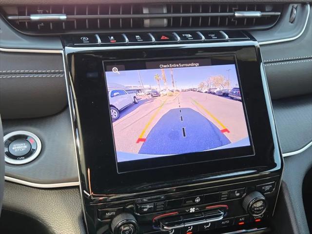 2025 Jeep Grand Cherokee Altitude X 4x2