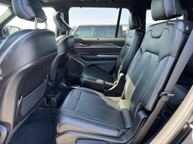 2023 Jeep Grand Cherokee L Overland 4x4