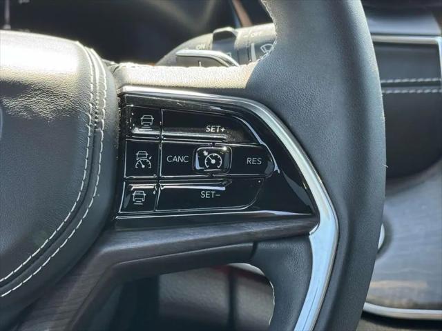 2023 Jeep Grand Cherokee L Overland 4x4