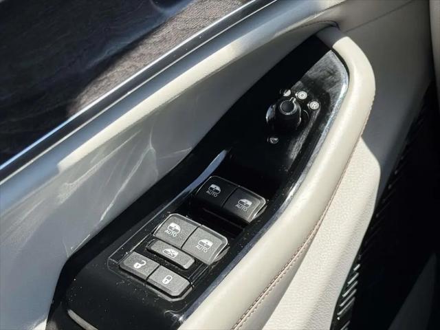 2023 Jeep Grand Cherokee L Overland 4x4
