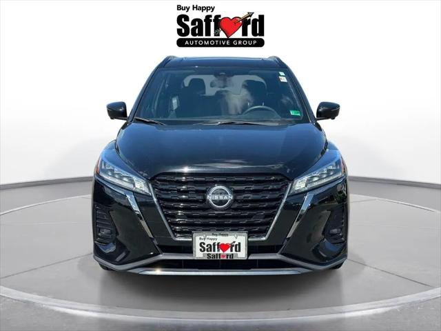 2024 Nissan Kicks SR Xtronic CVT