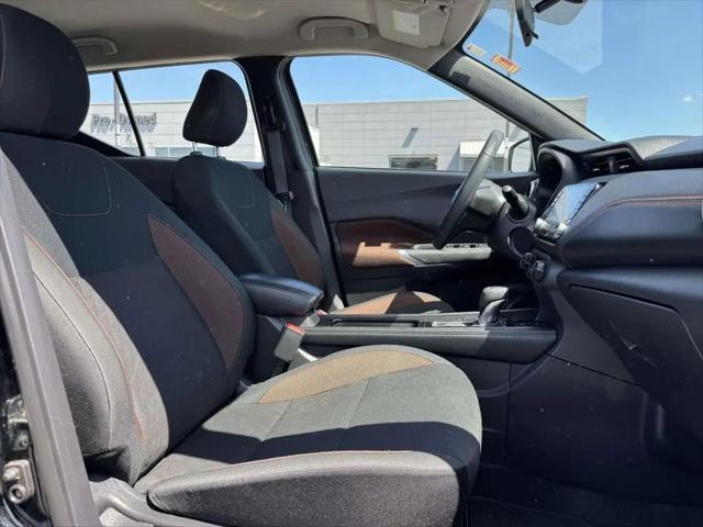 2024 Nissan Kicks SR Xtronic CVT