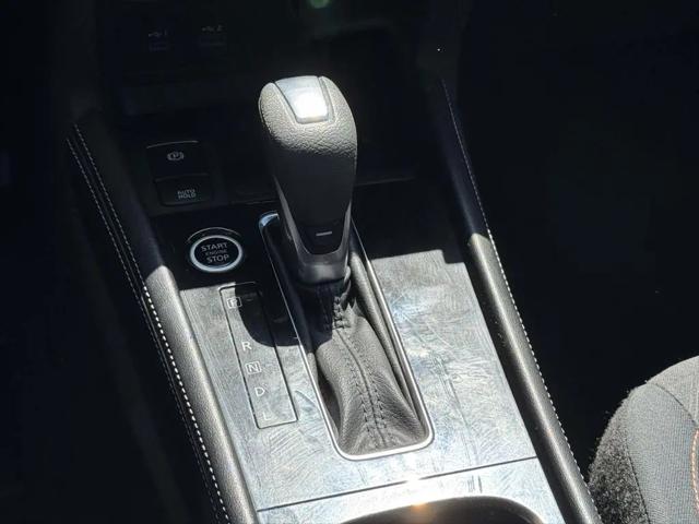 2024 Nissan Kicks SR Xtronic CVT