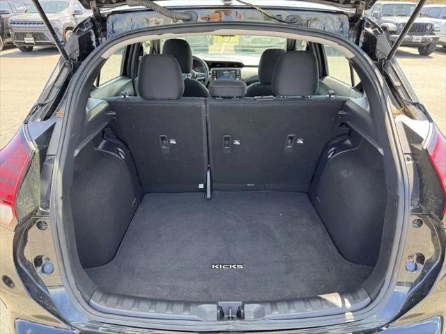 2024 Nissan Kicks SR Xtronic CVT