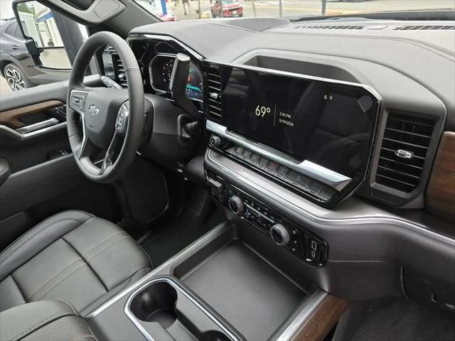 2026 Chevrolet Silverado 2500HD Crew Cab, Standard Bed, High Country, 4WD