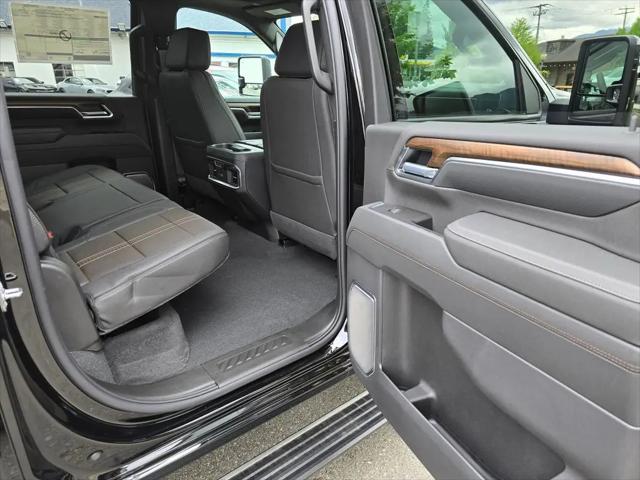 2026 Chevrolet Silverado 2500HD Crew Cab, Standard Bed, High Country, 4WD