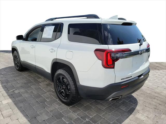 2022 GMC Acadia AWD AT4