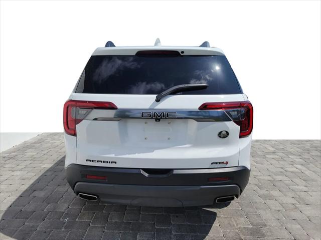 2022 GMC Acadia AWD AT4