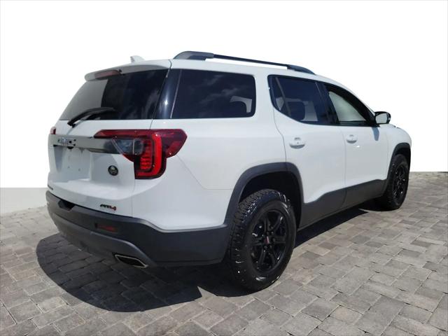 2022 GMC Acadia AWD AT4