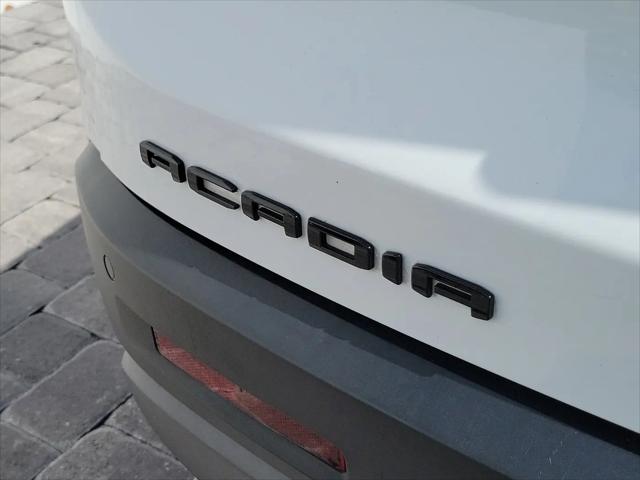 2022 GMC Acadia AWD AT4
