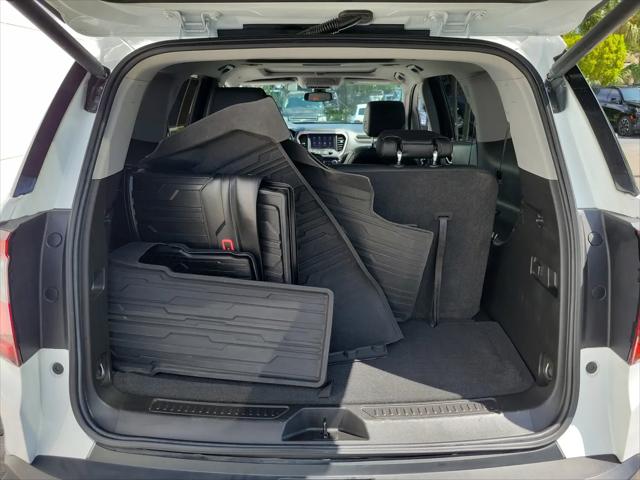 2022 GMC Acadia AWD AT4