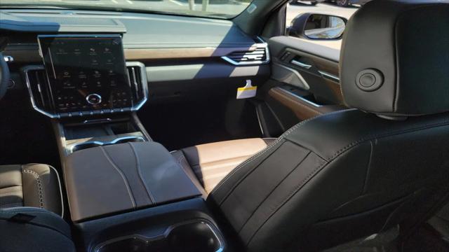 2026 GMC Acadia Denali Ultimate AWD