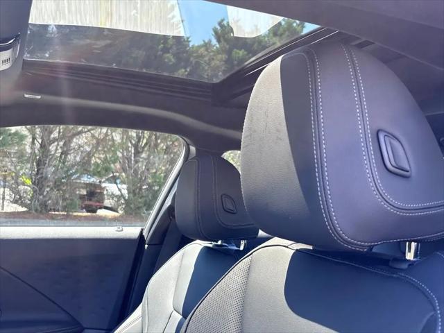 2026 BMW M240 i