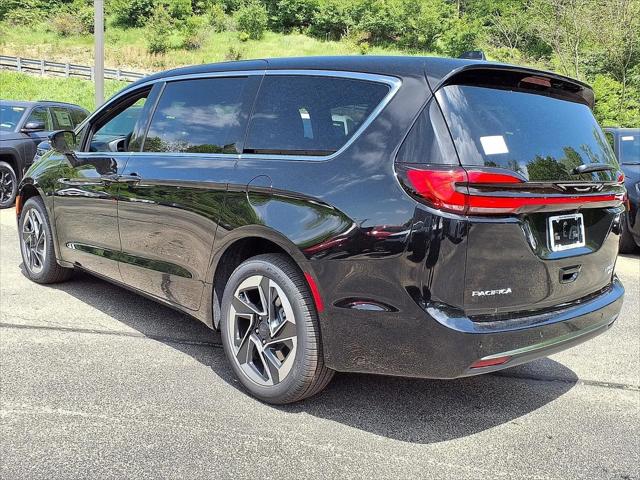 2027 Chrysler Pacifica Limited