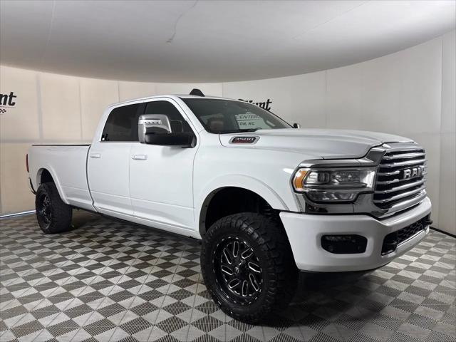 2024 Ram 3500 Limited Longhorn Crew Cab 4x4 8' Box