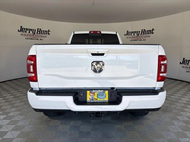 2024 Ram 3500 Limited Longhorn Crew Cab 4x4 8' Box