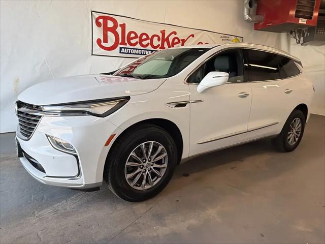 2023 Buick Enclave Essence AWD