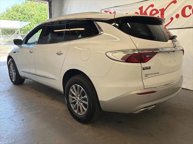 2023 Buick Enclave Essence AWD