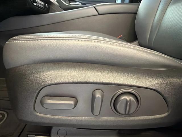 2023 Buick Enclave Essence AWD